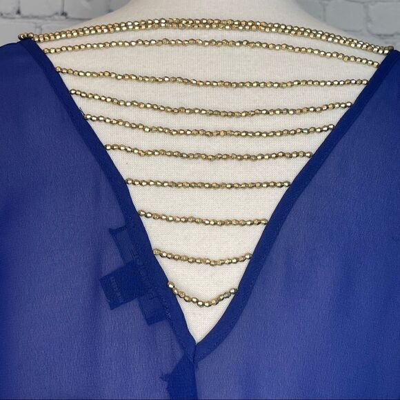 Sheer Tunic Style Top - Picture 4 of 5